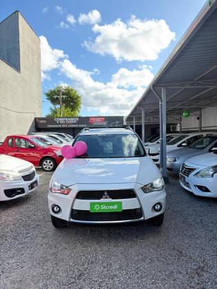 MITSUBISHI OUTLANDER 2.0 16V GASOLINA 4P AUTOMÁTICO MITSUBISHI OUTLANDER 2.0 16V GASOLINA 4P AUTOMÁTICO